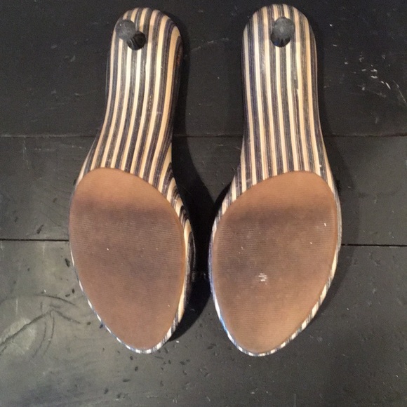 Shoes - Picture 6 of 6